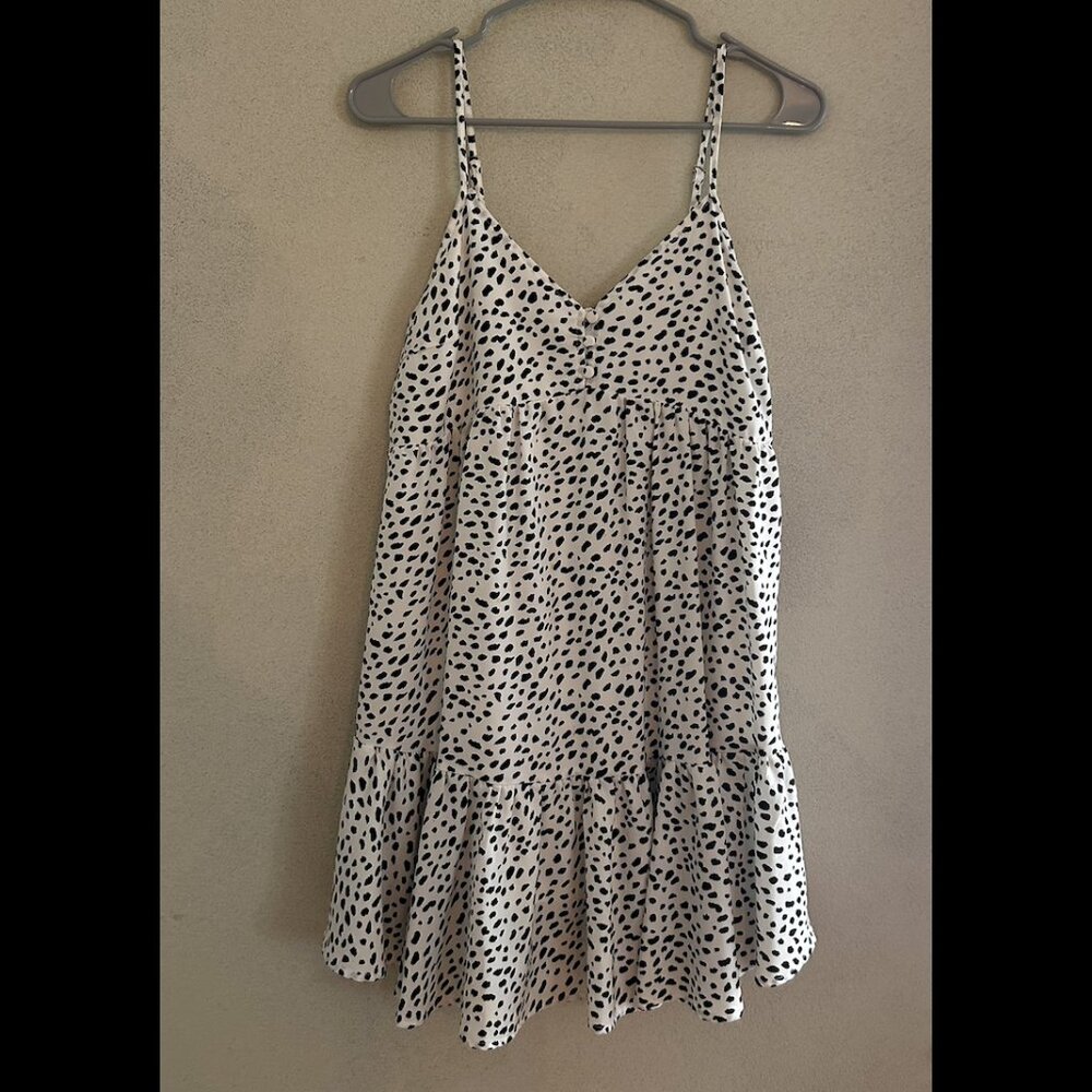 Black and white dress